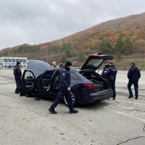 Training on detecting vehicle smuggling held in Niš